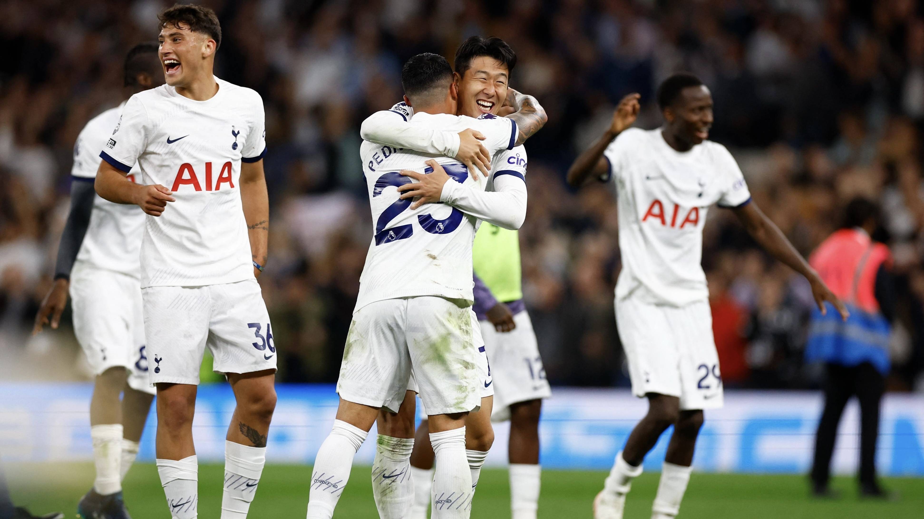 欧洲足球赛事厮杀白热化，各队实力匹敌相持