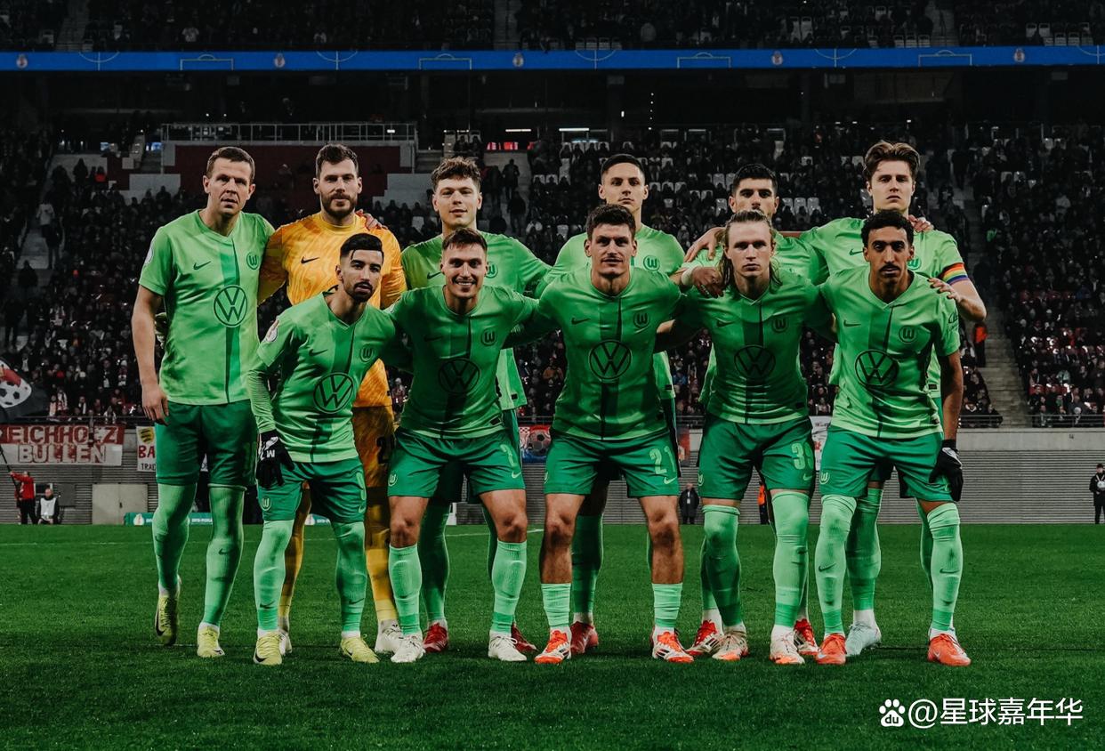 沃尔夫斯堡取得胜利，继续领跑德甲积分榜