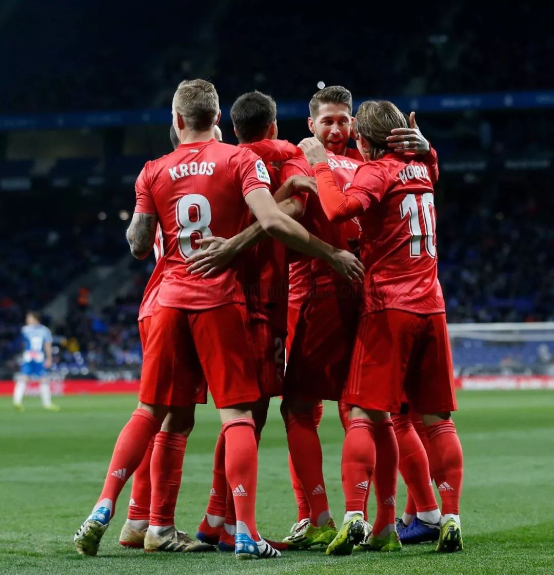 法国-负瑞士！迪巴拉梅开二度本泽马救主的简单介绍