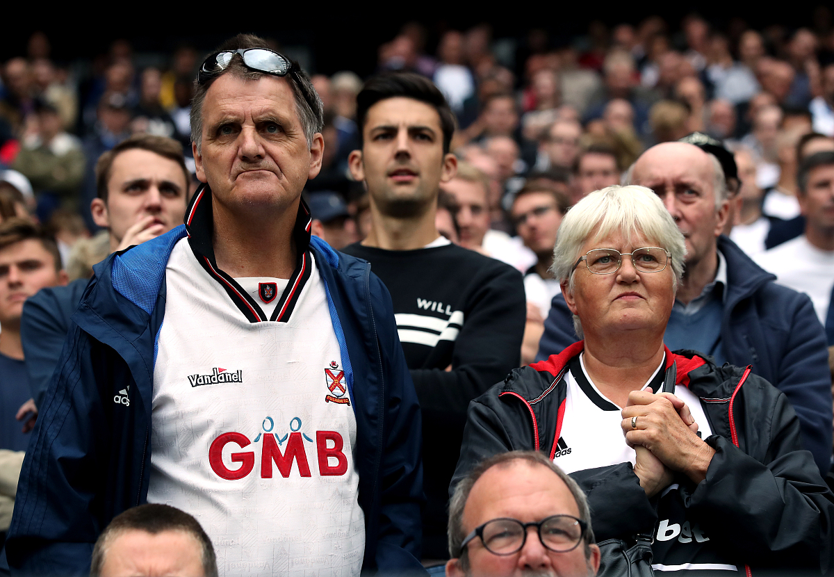 九游体育官方登录入口-包含沃特福德客场击败斯旺西城，取得胜利的词条