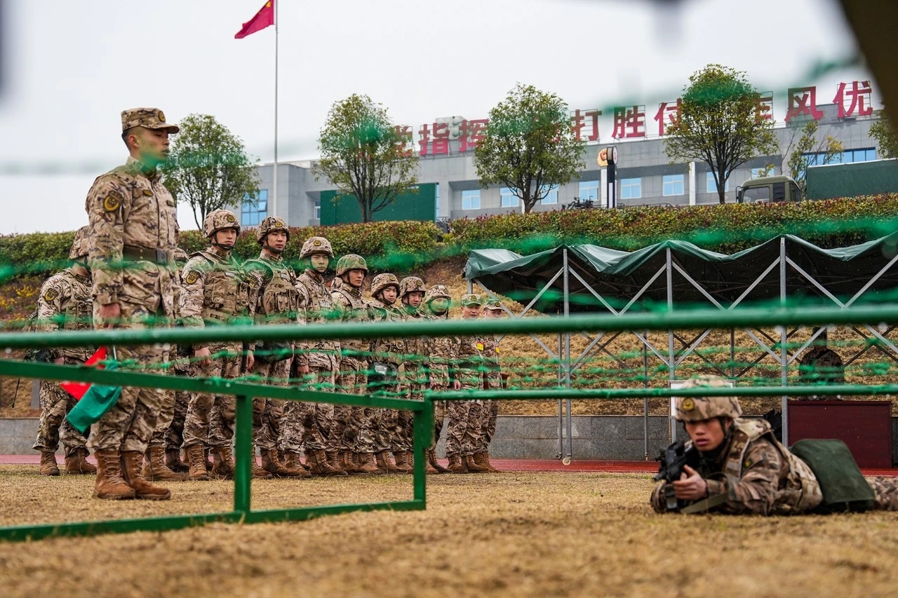 球队备战集训备战充满紧张氛围 球队备战集训备战充满紧张氛围